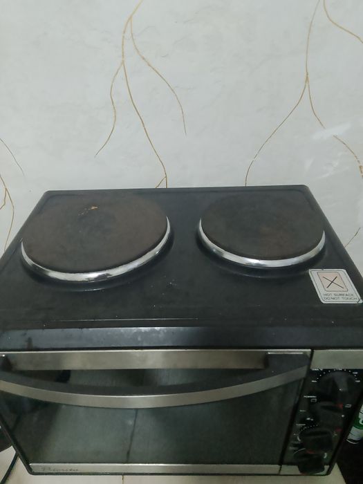 Продам духовую печь.