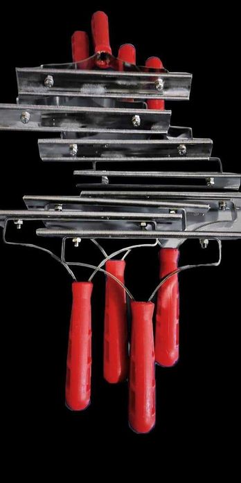 Расчёска для удаления с ковров катышек, волос и животной шерсти