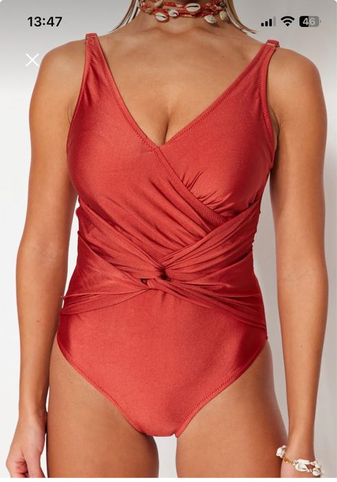 Costum de baie intreg rosu scortisoara Marime XS/34