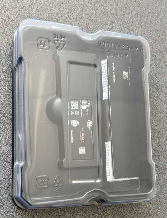 SSD 1 TB WD Black Gen 4  Game Drive up to 7300 mb/s