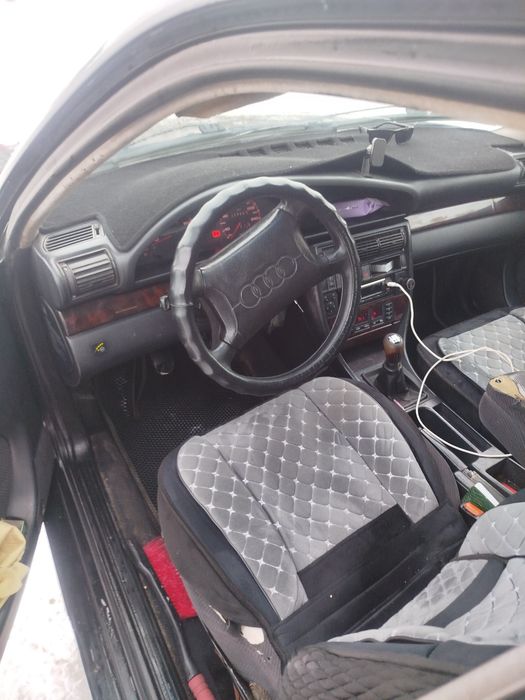 Продам ауди100 с4 1993г