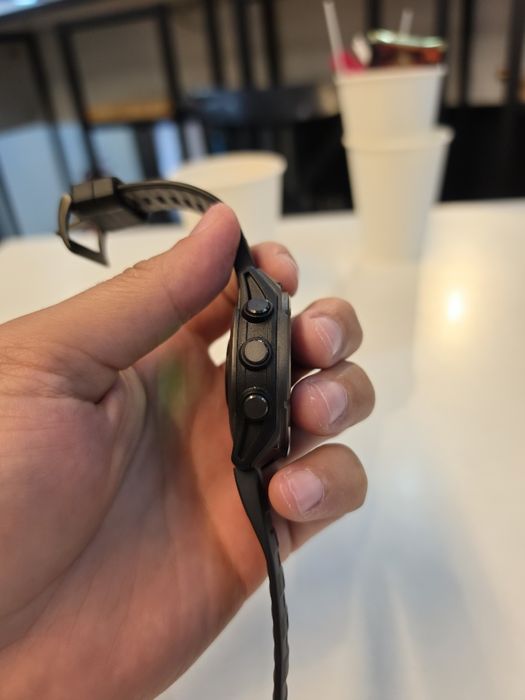 Продам GARMIN FENIX 8 PRO новый