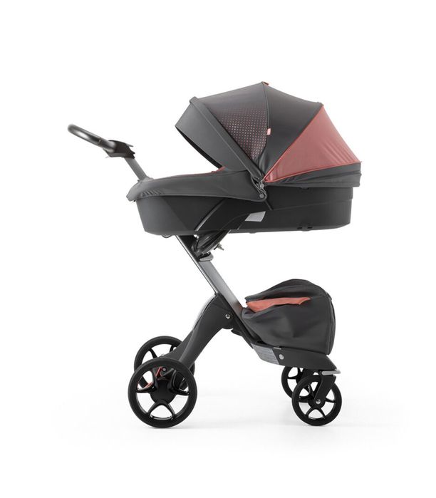 Stokke Xplory V5 auhleisure coral бебешка количка лимитирана серия