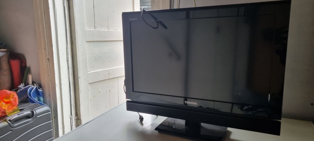 Продам телевизор