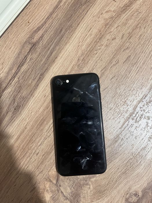 Продам айфон 7 пости идеал