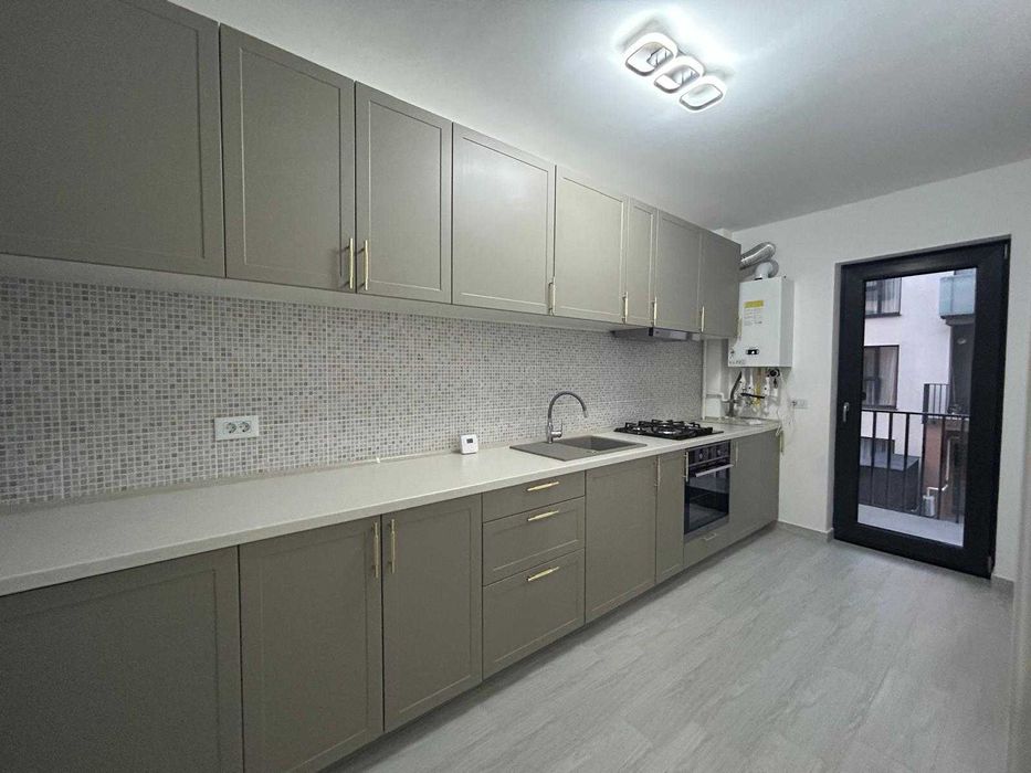 Inchiriez garsoniera decomandata Noua