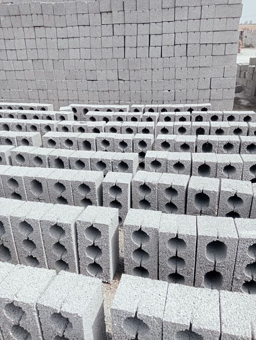 Шлакоблок строительные прессованный