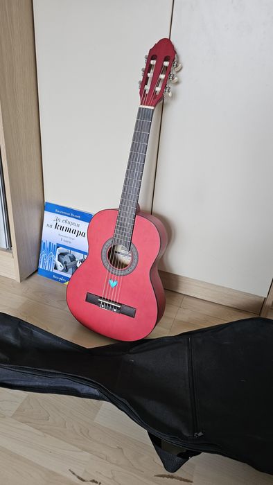 Детска китара Stagg 1/2 (C410 M-RED) +калъф и учебник