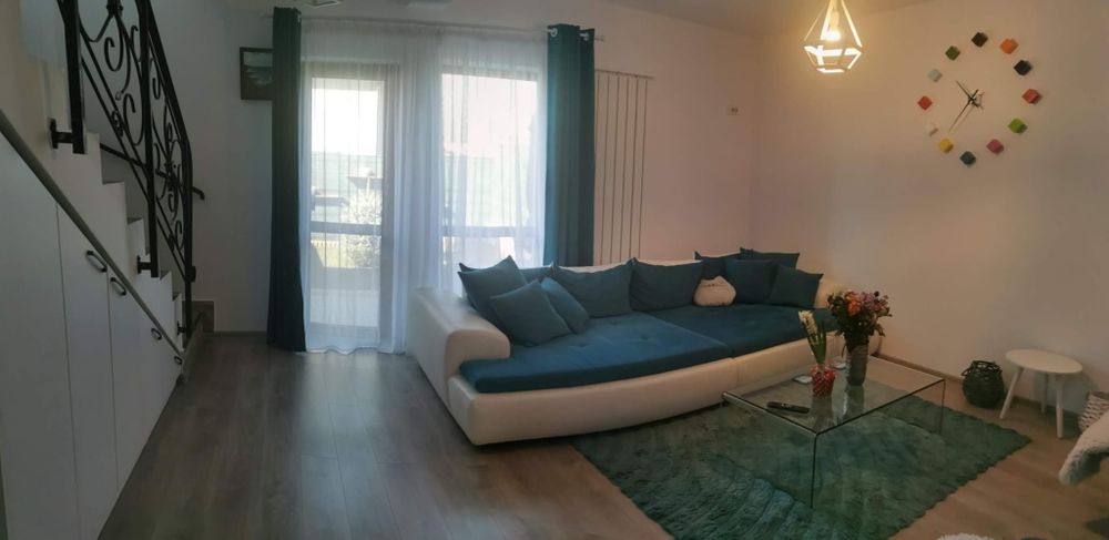 Închiriez Casa tip duplex pe termen lung - Mall Moldova