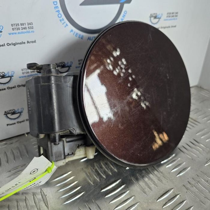 Capac usa rezervor cu motoras Opel Mokka X