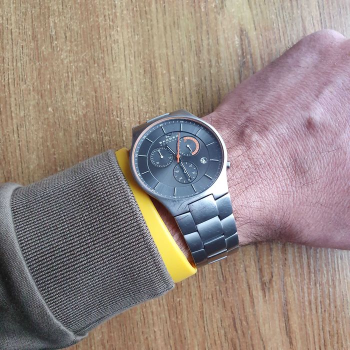 Титанов часовник SKAGEN - със страхотен дизайн и нова батерия