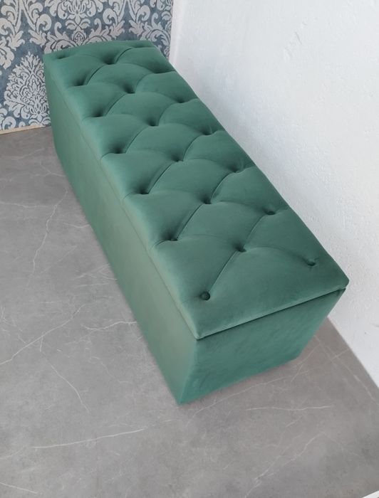 Vând bancheta catifea  cu spatiu pentru depozitare Chesterfield verde