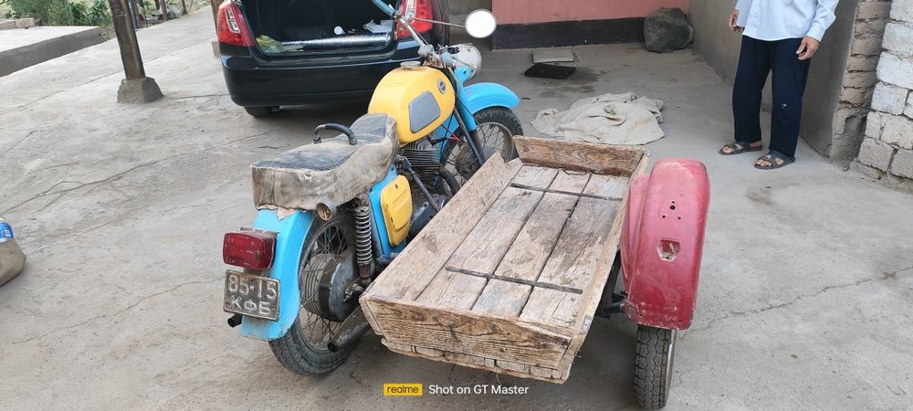 Иж планета сотилади