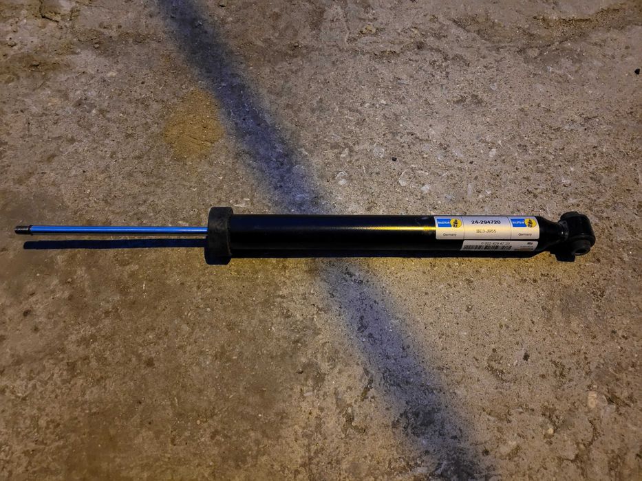 Амортисьори Мерцедес W213