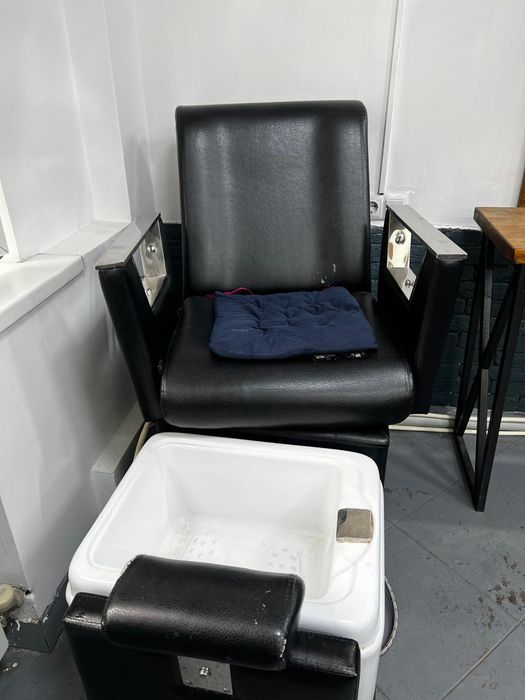 Педикюрный кресло