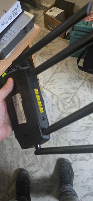 Безжичен рутер TENDA AC1200  AC8 , Dual-band, gigabit