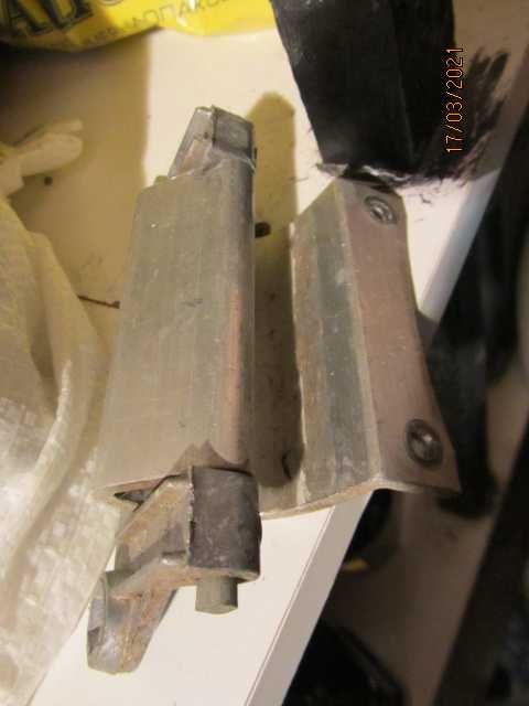 Ключалка за вратата на Перла 04/05