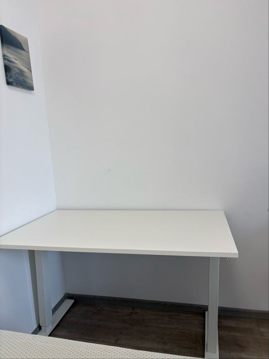 Birou reglabil IKEA SKARSTA