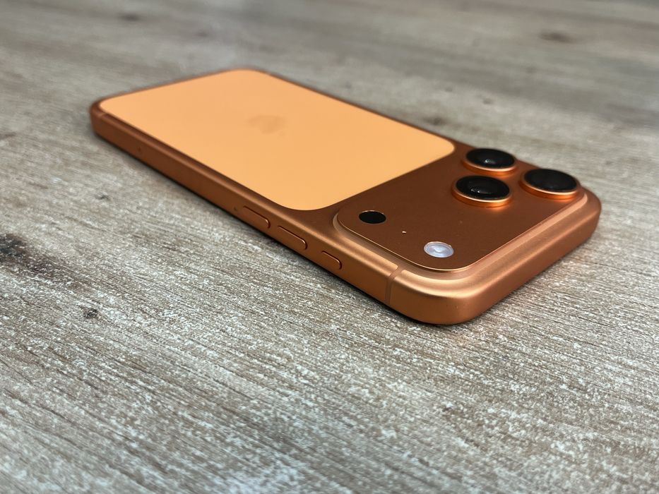 iPhone 17 Pro Max 512GB Гаранция 100% Бат. 3 Цикъла