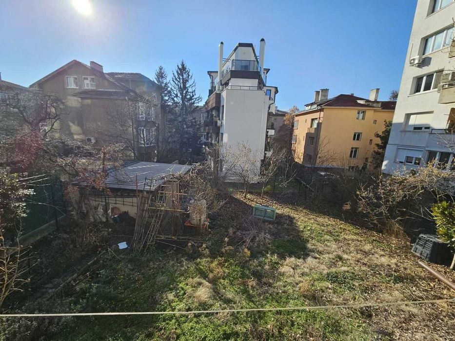 Продава се Къща в София, Гео Милев - 405 кв.м за 2963 €/кв.м - Снимка #3