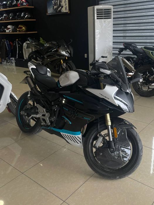 Мотоцикл Cf moto 450Sr | нахт ва булиб тулаш | оригинал карбон, трасса