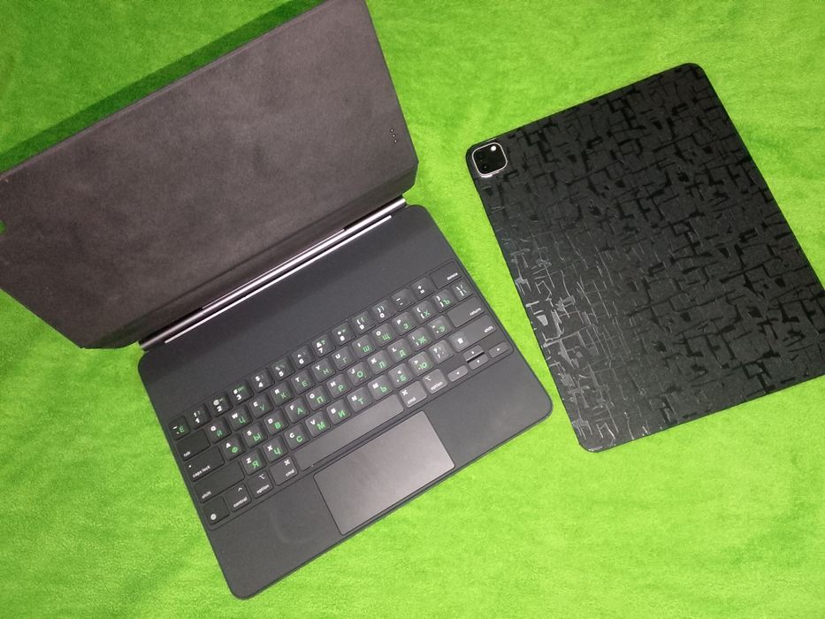 Ipad pro M2 sotiladi