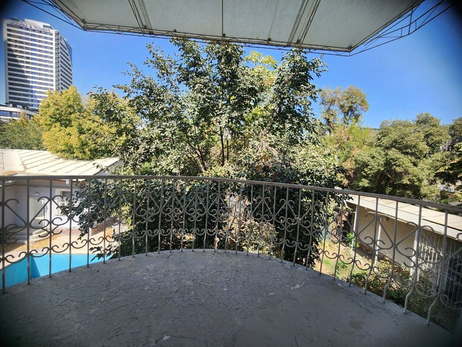 Срочно продаётся 9.5-соток Яккасарой