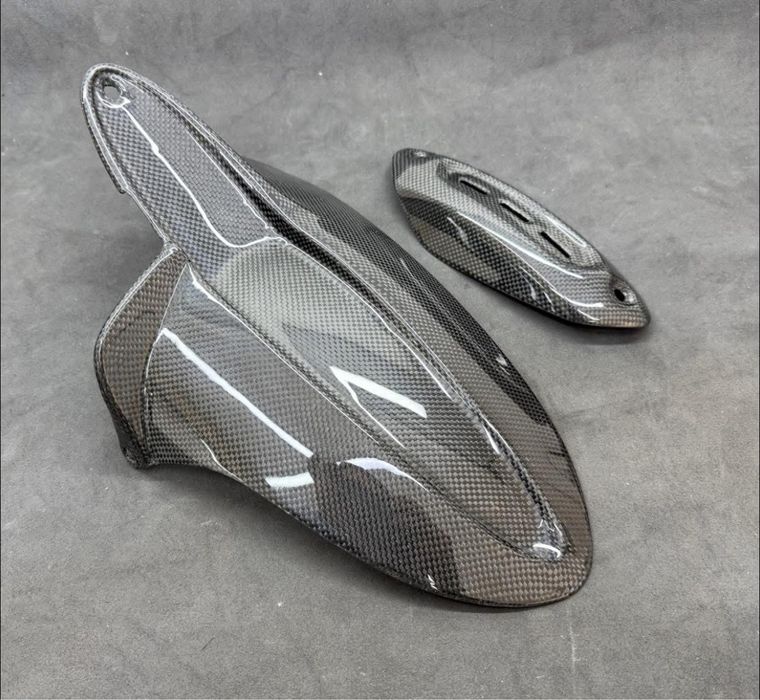 Производство на детайли от карбон За мотоциклети и автомобили.