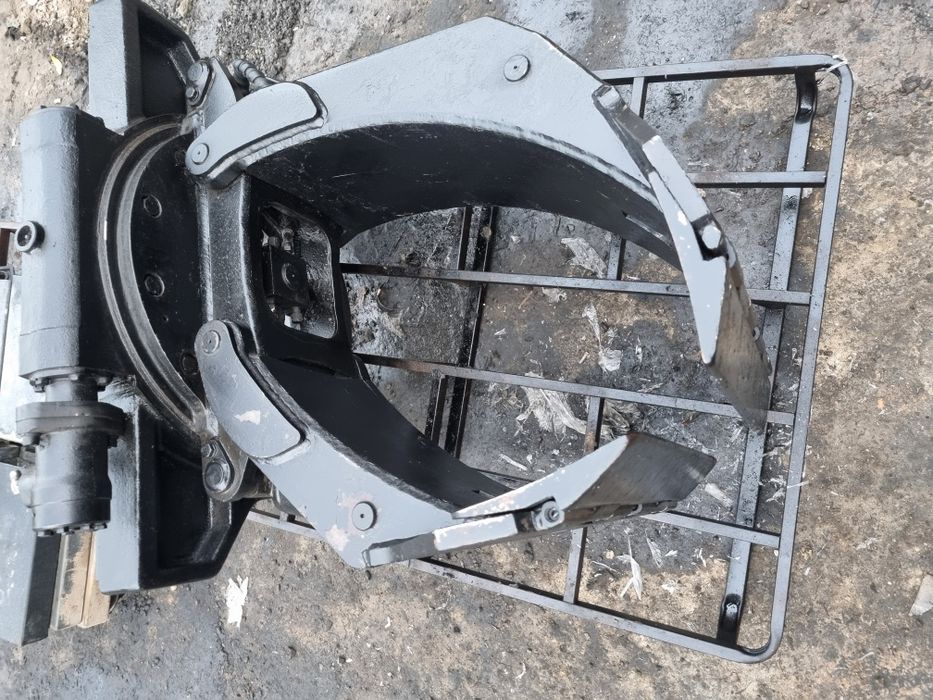 Рулонный зажим для автопогрузчика  с груз.подём 1.5 тн