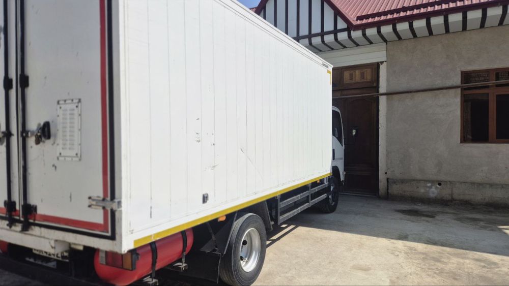 Isuzu CNG N82 2015 sotiladi