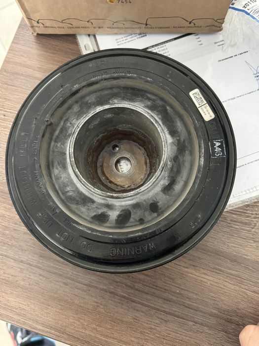 Демферна шайба VW Touareg 2018 +