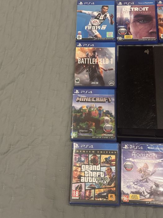 Продам Sony Playstation 4 (модель Fat 512 GB)