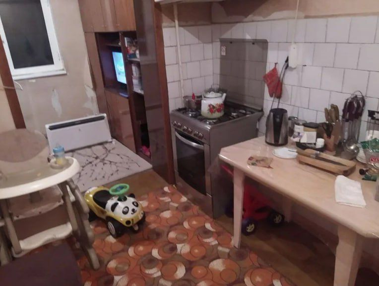 Квартира на Чиланзар 8 квартал 2/4/4 общ пл 60м/77 серия