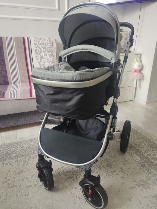 Продам коляску с кроваткой