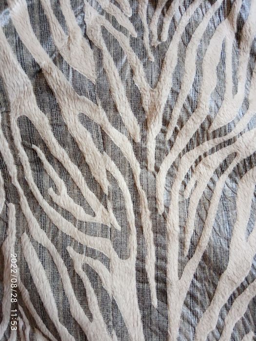 Продаётся женская демисезонная куртка.Размер 50.Ориентир ТТЗ.