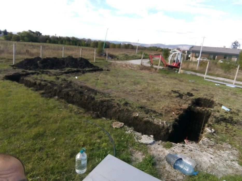 Услуги с Мини багер, бобкат/ челен товарач/кран/самосвал