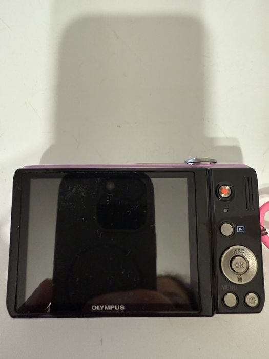 Цифровой фотоаппарт Olympus