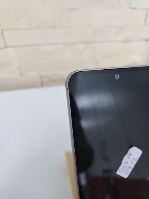Samsung Galaxy S23 Fe 128GB / 8GB