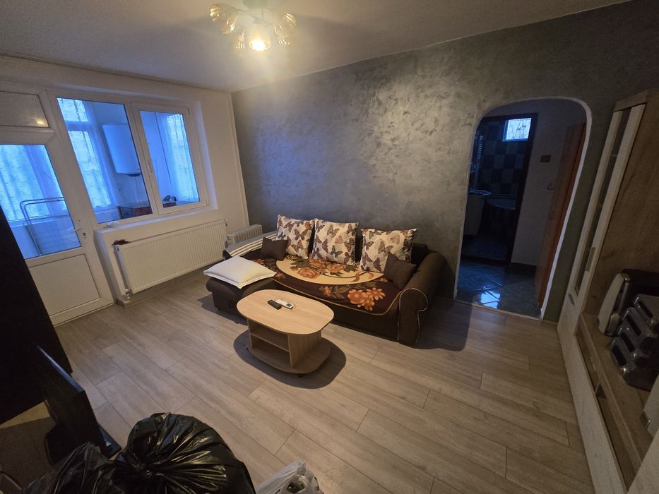 Vând apartament 2 camere Nicolae Bălcescu Constanta