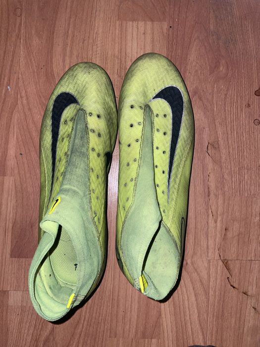 Papuci Nike mercurial cuie de fier pe talpa marimea 42 fara sireturi