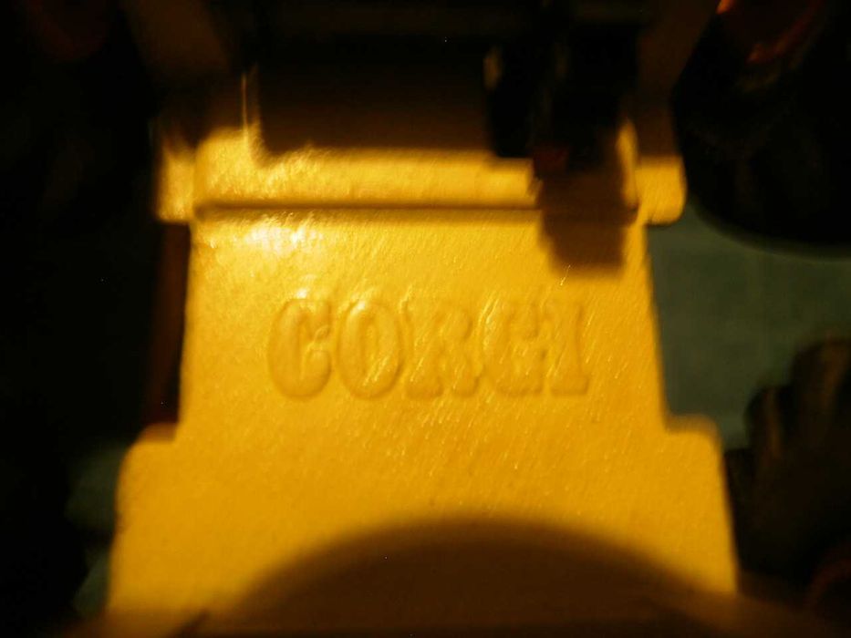 камионче бетоновоз- Corgi Volvo BM 860 TC - метален макет