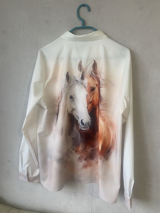 Дамска риза бяла с принт