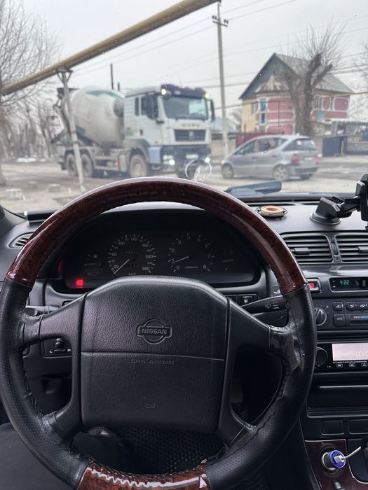 продаю Ниссан Максима