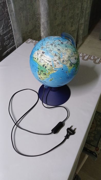 Ночник в виде глобуса