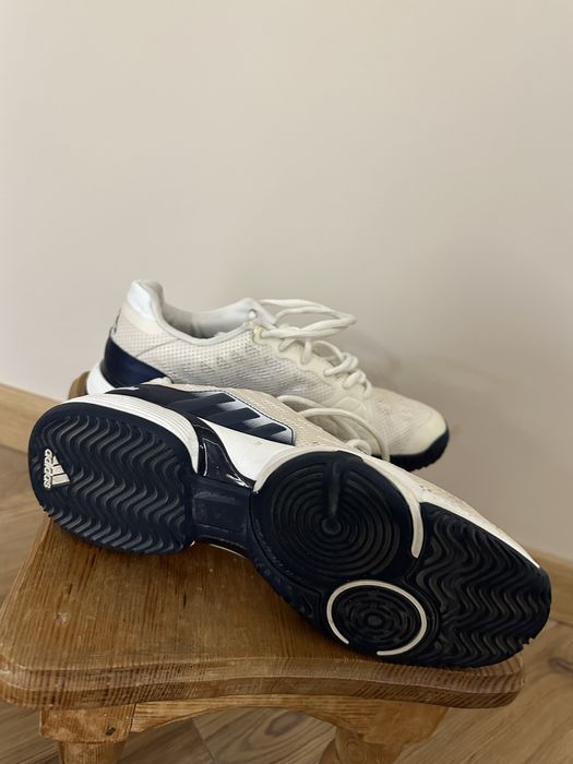 Продам кроссовки для тенниса 36 размер.