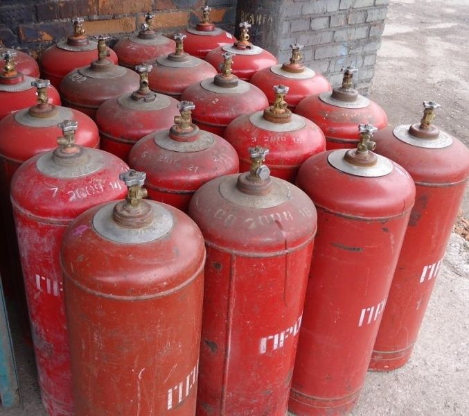 Продам газовые баллоны.