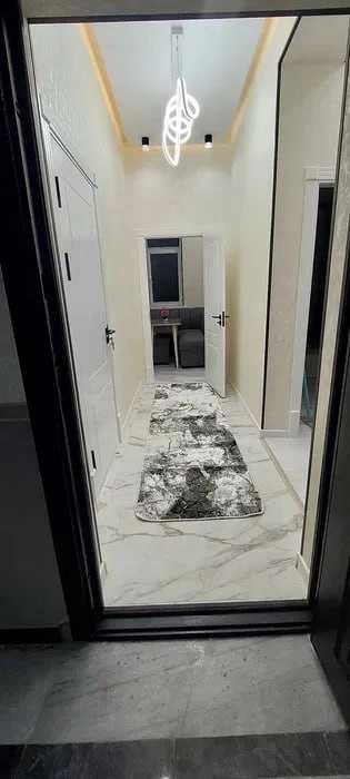 Сдаю срочно по скидке Юнусобад-8  2-ком 2/9 ЕВРО ремонт Метро рядом P5