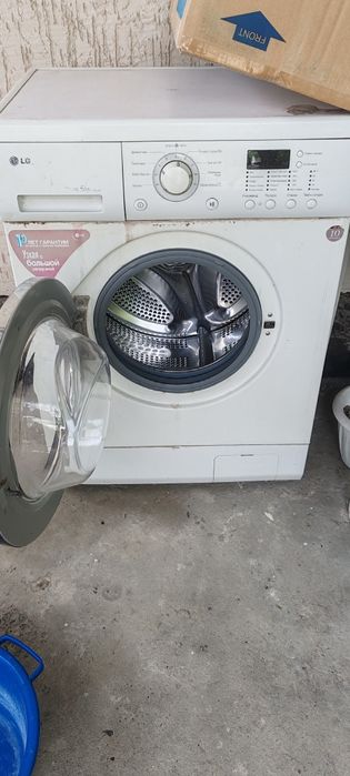 Продам стиральную машинку