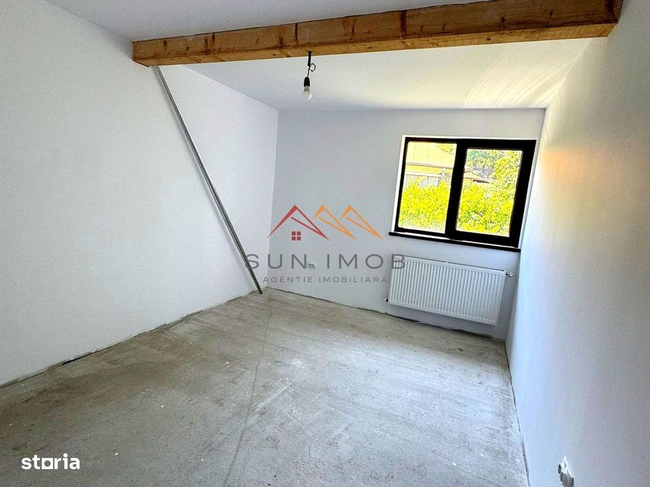 Casa P+E+M 5 camere, an 2019, renovat 2023, toate utilitatile