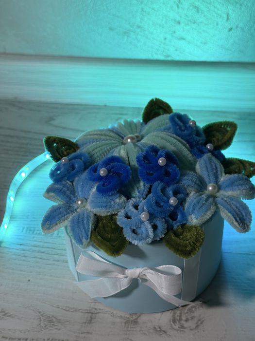 Ръчно изработена цветна аранжировка